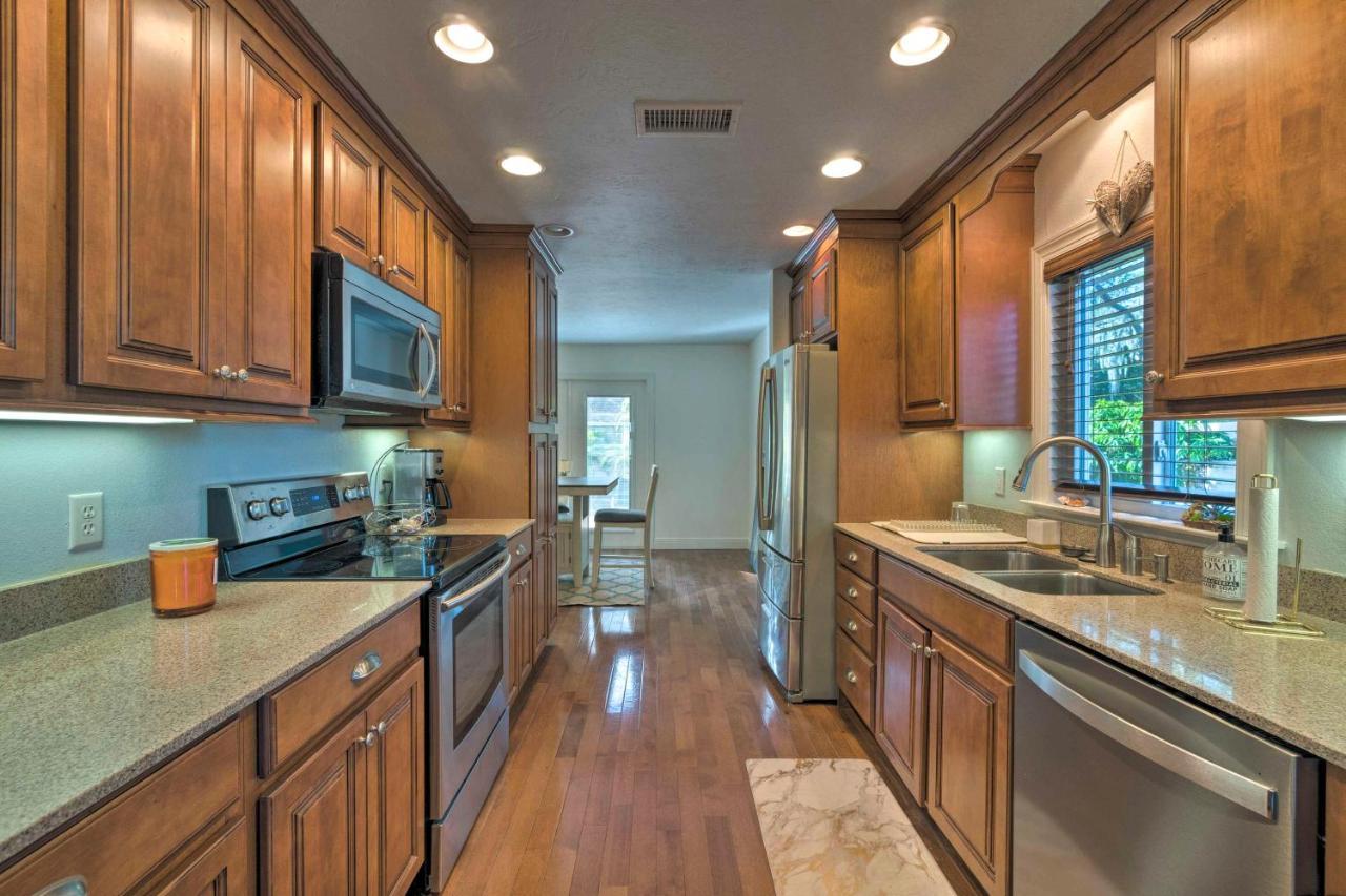 Bright Sarasota Bungalow - 5 Mi To Siesta Beach! Exterior photo